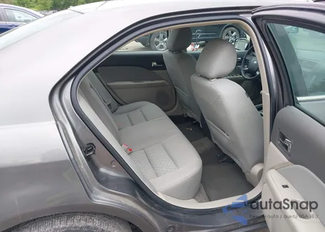 2012 Ford Fusion Se z USA, uszkodzony, nr VIN 3FAHP0HA8CR221688